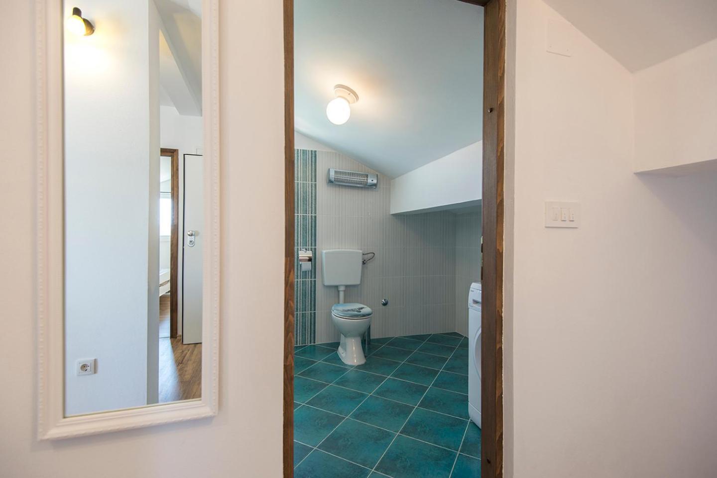 Apartments Cape Deluxe รทินา ภายนอก รูปภาพ