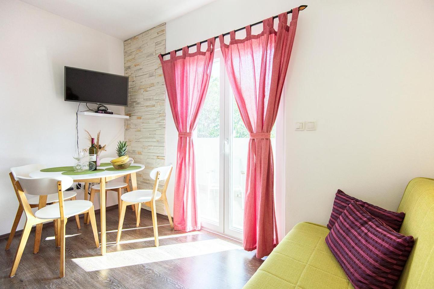 Apartments Cape Deluxe รทินา ภายนอก รูปภาพ