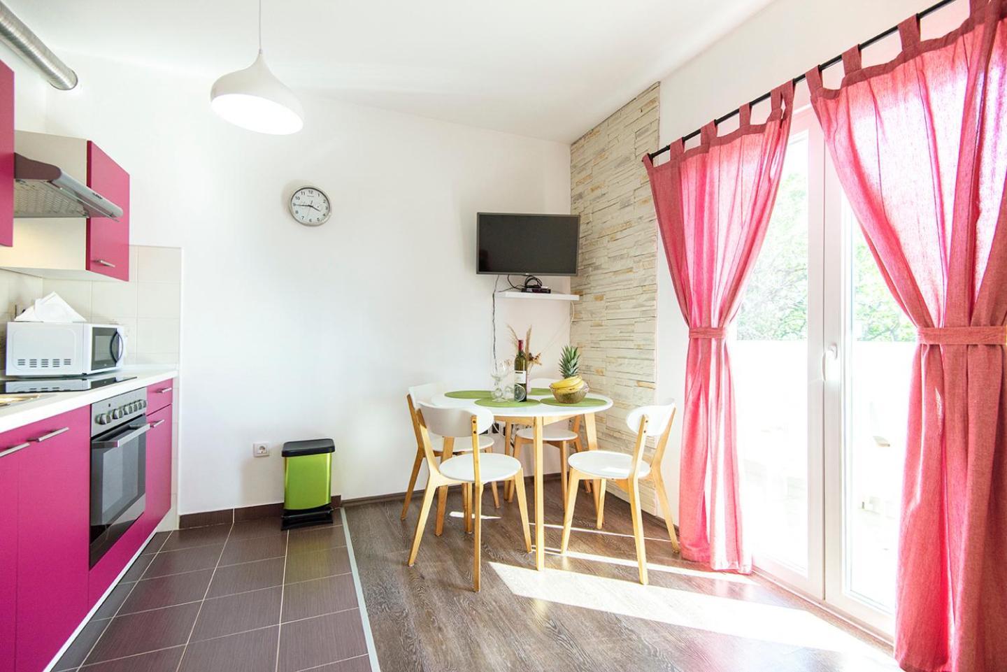 Apartments Cape Deluxe รทินา ภายนอก รูปภาพ