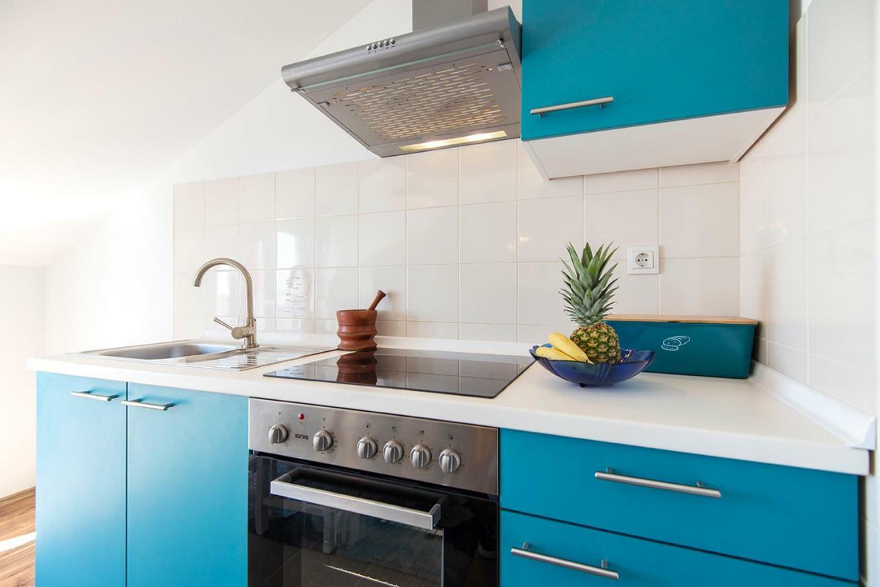 Apartments Cape Deluxe รทินา ภายนอก รูปภาพ